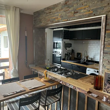 Bella Vista Floor