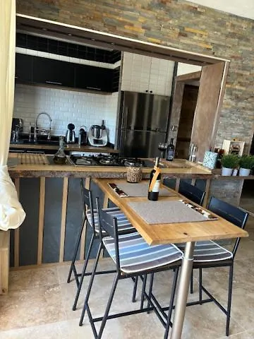 Διαμέρισμα Bella Vista Floor